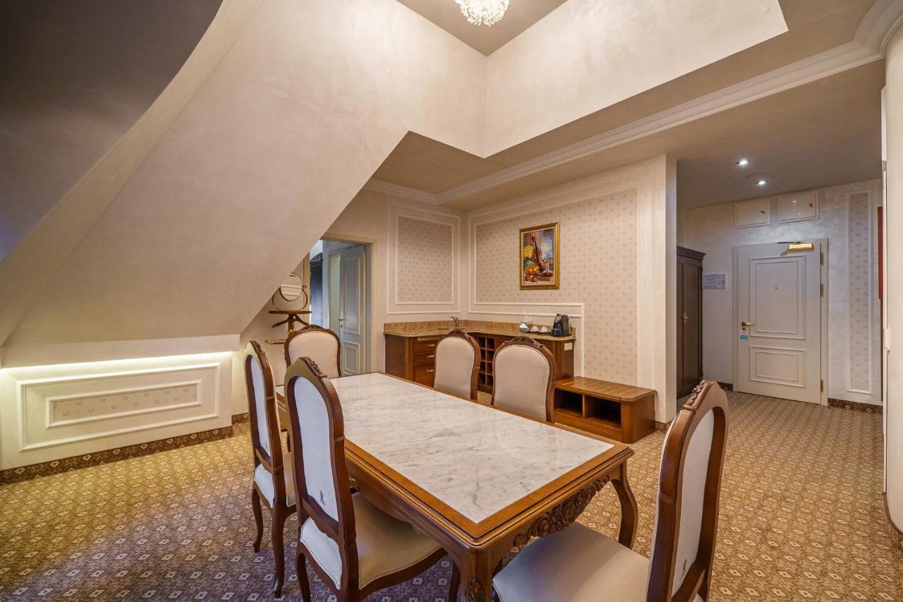 Residence City Garden - Certificate Of Excellence Top 10 Best Five-Stars City Hotels For 2024 Awarded By Htif Płowdiw Zewnętrze zdjęcie