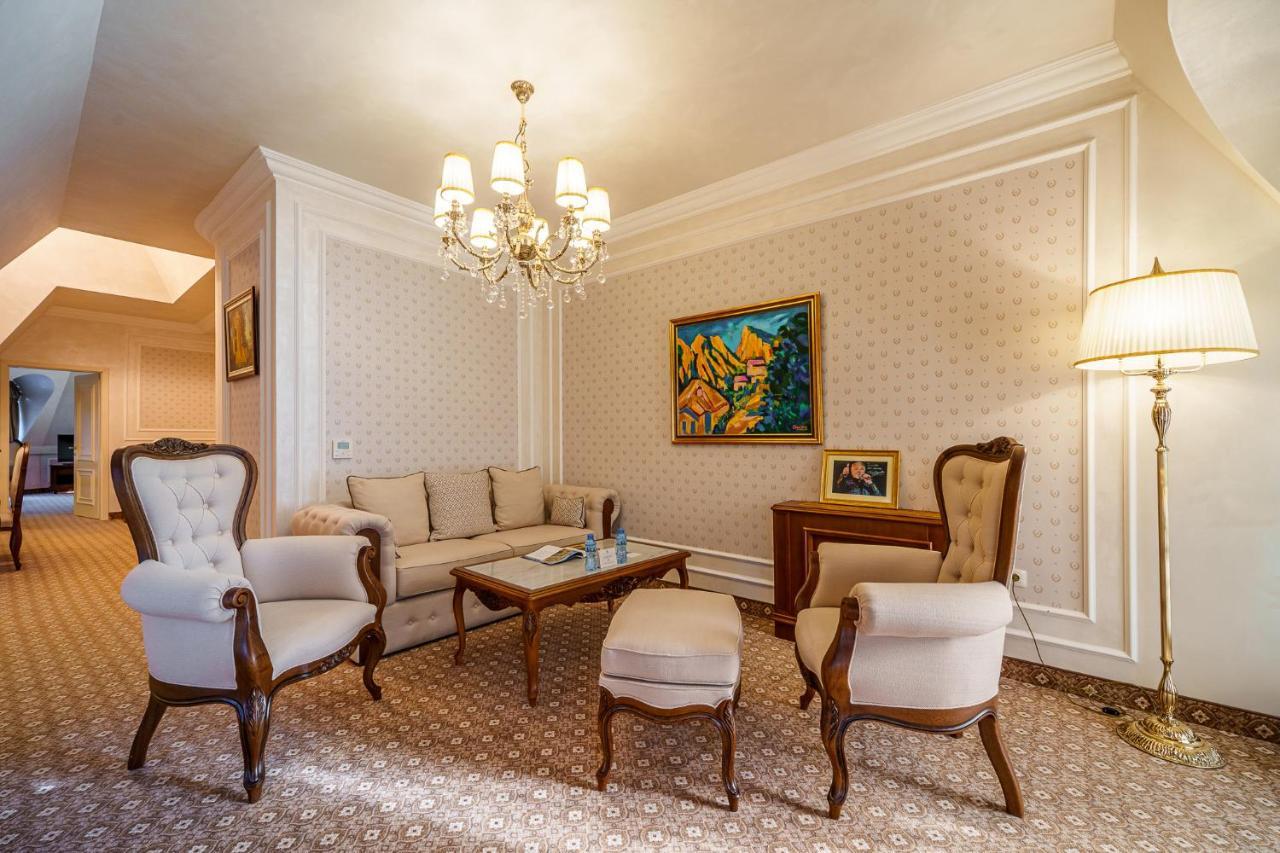 Residence City Garden - Certificate Of Excellence Top 10 Best Five-Stars City Hotels For 2024 Awarded By Htif Płowdiw Zewnętrze zdjęcie