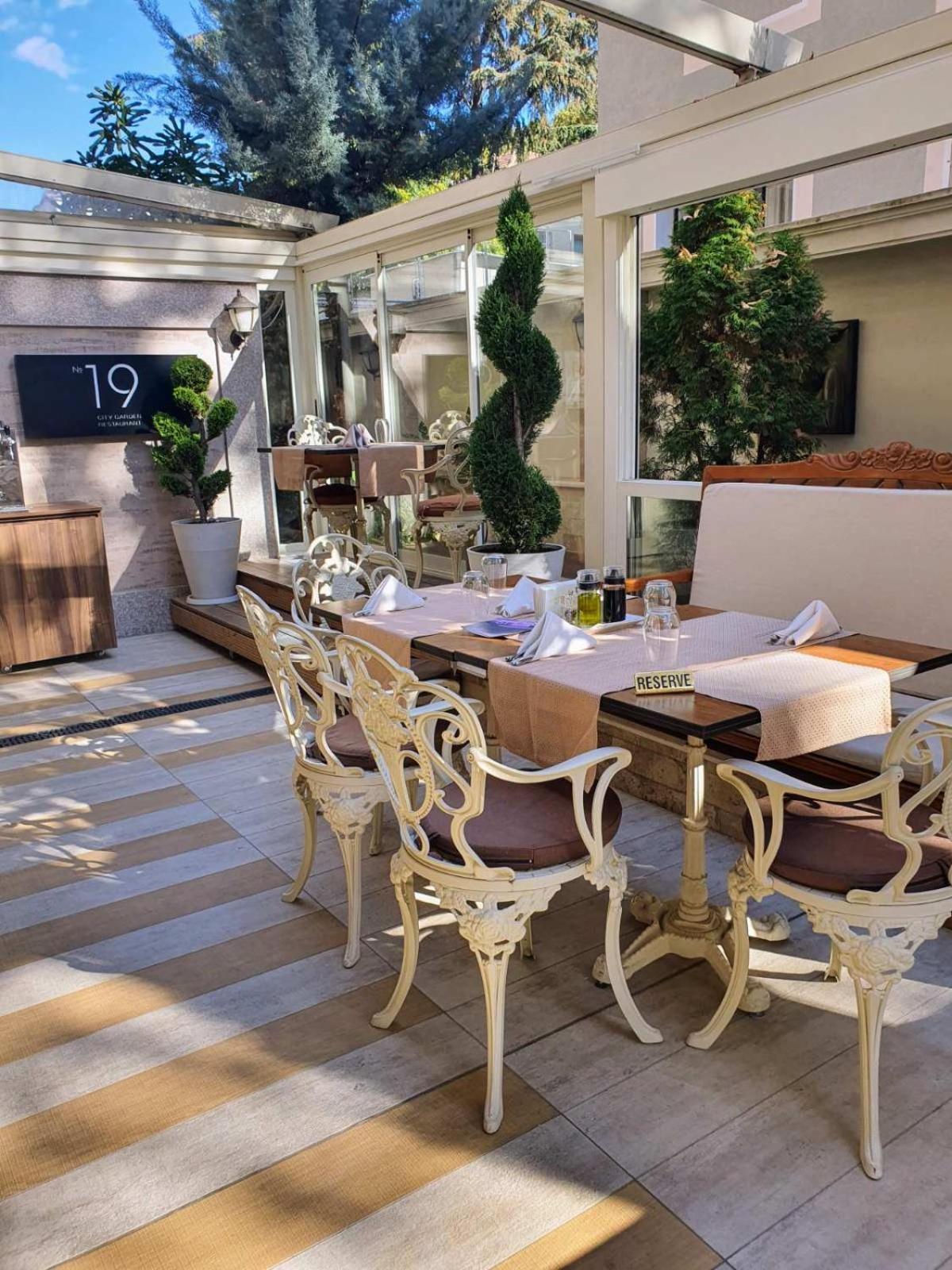 Residence City Garden - Certificate Of Excellence Top 10 Best Five-Stars City Hotels For 2024 Awarded By Htif Płowdiw Zewnętrze zdjęcie
